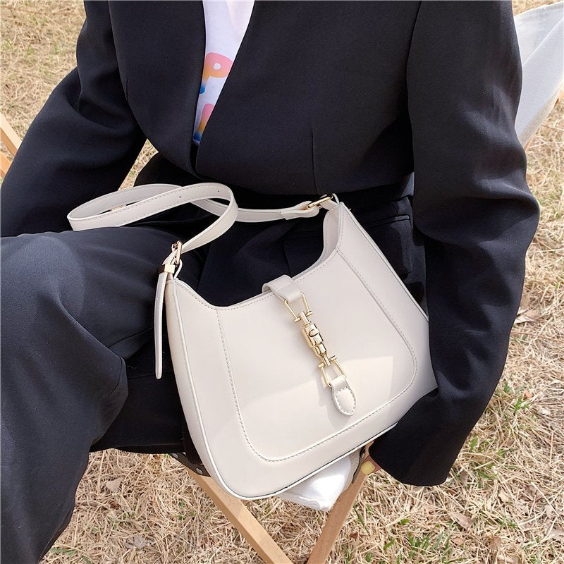 Delphine women's shoulder bag in vegan leather by Lune Floue - view 8