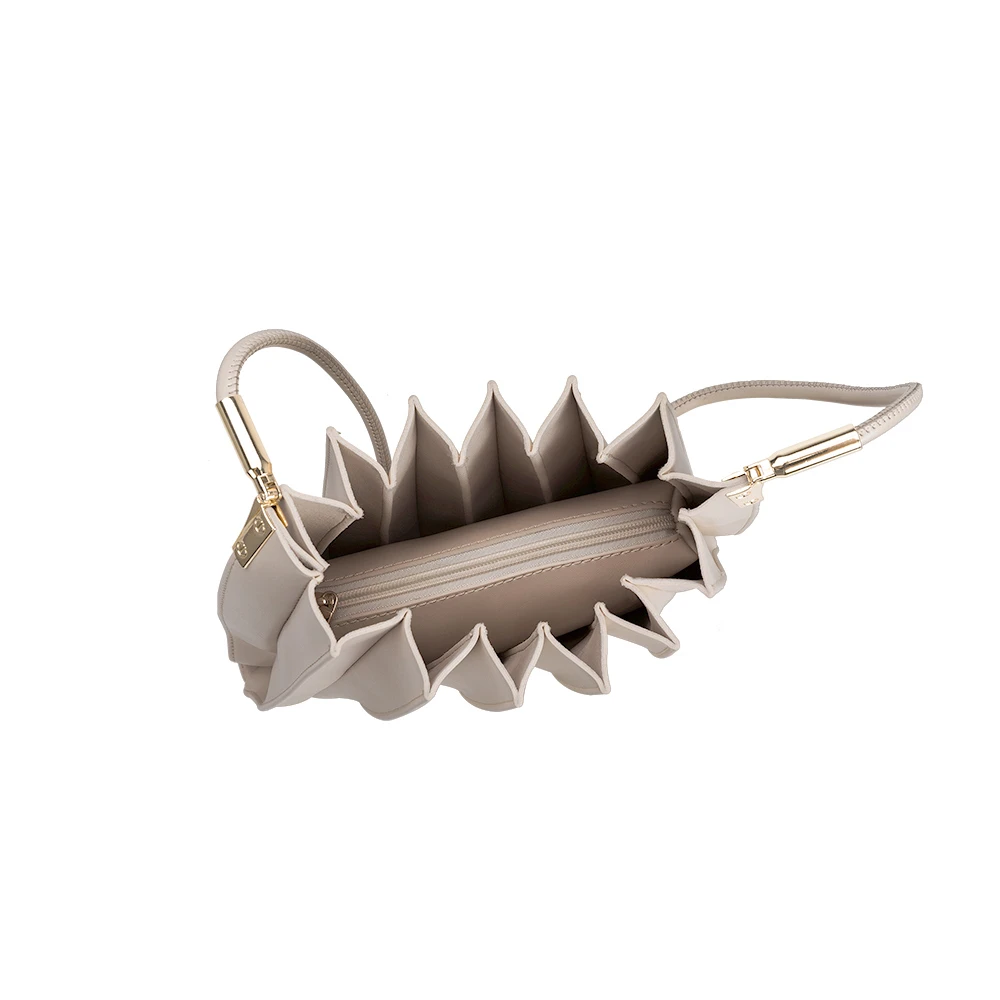 Adèle women's shoulder bag in vegan leather by Lune Floue - view 5